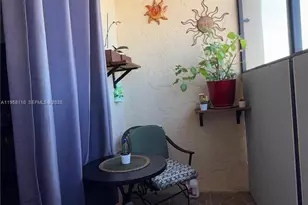 1075 W 68th St, Hialeah, FL 33014 - Photo 9