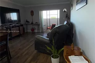 1075 W 68th St, Hialeah, FL 33014 - Photo 3