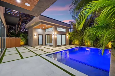 441 NW 44th St, Miami, FL 33127 - Photo 51