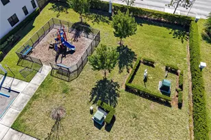 516 NE 1st Dr, Florida City, FL 33034 - Photo 29