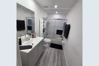 6940 NW 179th St #203-7, Hialeah, FL 33015 - Photo 5