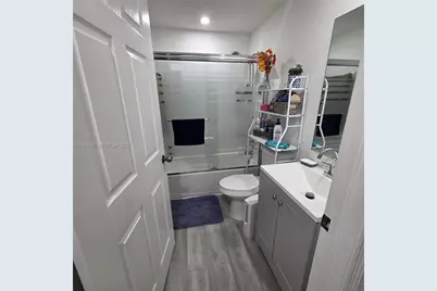 6940 NW 179th St #203-7, Hialeah, FL 33015 - Photo 7