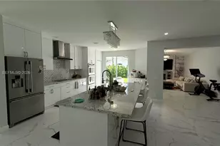 212 SW 179th Ave, Pembroke Pines, FL 33029 - Photo 7