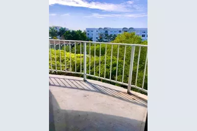 482 NW 165th St Rd #A504, Miami, FL 33169 - Photo 7