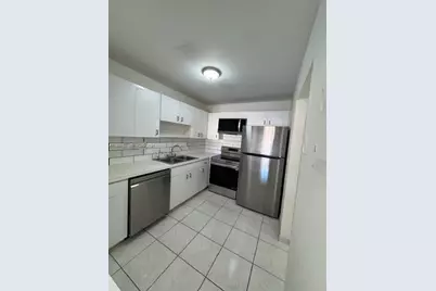 6130 W 19th Ave #305, Hialeah, FL 33012 - Photo 15