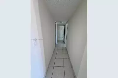 6130 W 19th Ave #305, Hialeah, FL 33012 - Photo 5