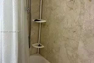 2750 NE 183rd St, Aventura, FL 33160 - Photo 17