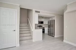 4240 Village Dr, Delray Beach, FL 33445 - Photo 7