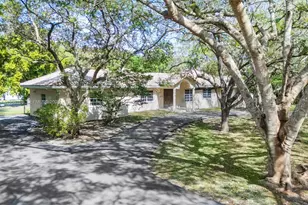 7821 SW 129th Terrace, Pinecrest, FL 33156 - Photo 1
