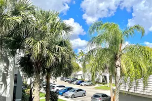 11133 SW 8th St, Pembroke Pines, FL 33025 - Photo 19