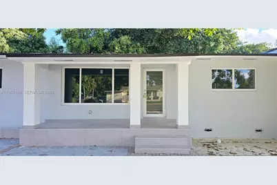 2530 NW 111th St, Miami, FL 33167 - Photo 3