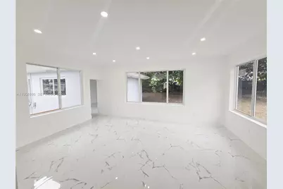 2530 NW 111th St, Miami, FL 33167 - Photo 27