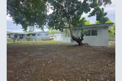 2530 NW 111th St, Miami, FL 33167 - Photo 43