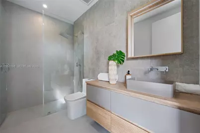 2982 SW 2nd St, Miami, FL 33135 - Photo 19