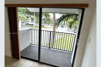 7195 NW 179th St #201, Hialeah, FL 33015 - Photo 15