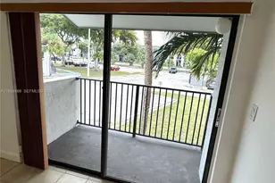 7195 NW 179th St, Hialeah, FL 33015 - Photo 15