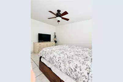 305 W 68th St #516, Hialeah, FL 33014 - Photo 7