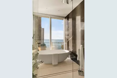 300 Biscayne Boulevard Way #1101, Miami, FL 33131 - Photo 23