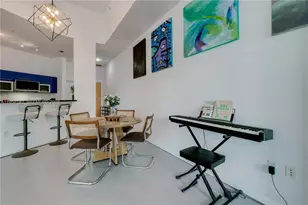 253 NE 2nd St, Miami, FL 33132 - Photo 7