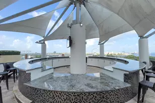 253 NE 2nd St, Miami, FL 33132 - Photo 31