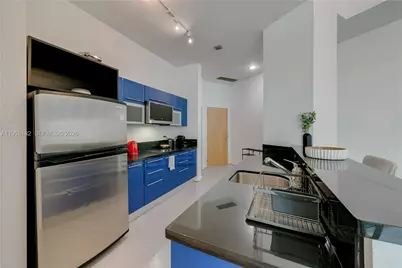 253 NE 2nd St #228, Miami, FL 33132 - Photo 11