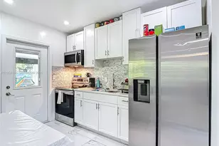 10045 SW 172nd St, Miami, FL 33157 - Photo 19
