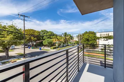 1376 SW 4th St #401, Miami, FL 33135 - Photo 15