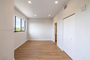 1376 SW 4th St, Miami, FL 33135 - Photo 17