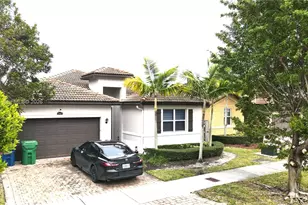 11845 SW 252nd Ter, Homestead, FL 33032 - Photo 3