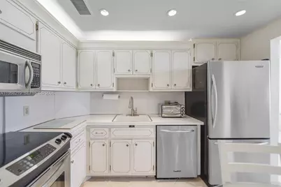 1965 S Ocean Dr #12R, Hallandale Beach, FL 33009 - Photo 9