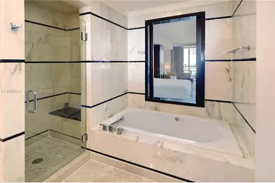 4391 Collins Ave #1703, Miami Beach, FL 33140 - Photo 17