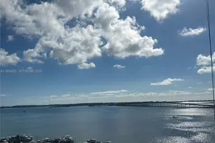 1925 Brickell Ave, Miami, FL 33129 - Photo 17