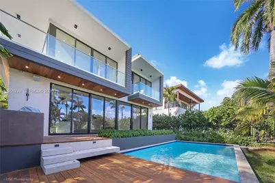 5825 Alton Rd, Miami Beach, FL 33140 - Photo 1