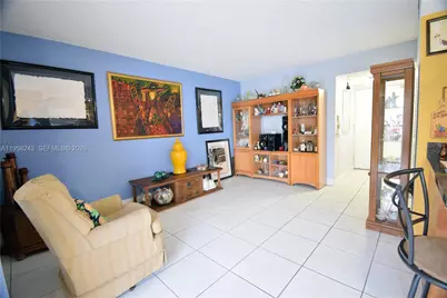 9301 SW 4th St #114E, Miami, FL 33174 - Photo 3