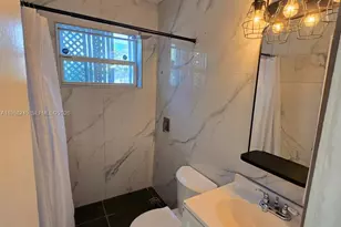 426 NW 14th Ave, Fort Lauderdale, FL 33311 - Photo 3