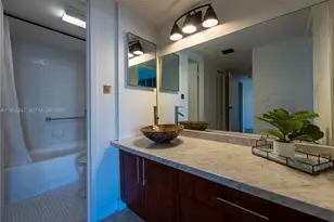 3675 N Country Club Dr, Aventura, FL 33180 - Photo 11