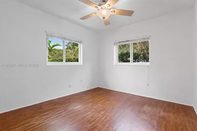 1781 SW 24th St, Miami, FL 33145 - Photo 11