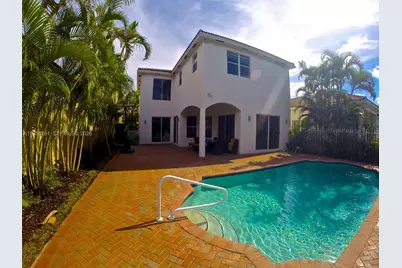 1675 NE 196th St, Miami, FL 33179 - Photo 3