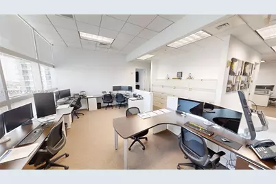 175 SW 7th St #1612, Miami, FL 33130 - Photo 11