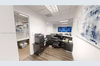 175 SW 7th St #1612, Miami, FL 33130 - Photo 13