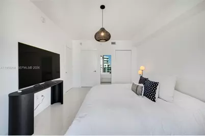 488 NE 18th St #4805, Miami, FL 33132 - Photo 13