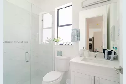 434/436 Bell, Lehigh Acres, FL 33974 - Photo 3