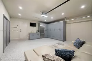 1077 Golden Cane Dr, Weston, FL 33327 - Photo 59