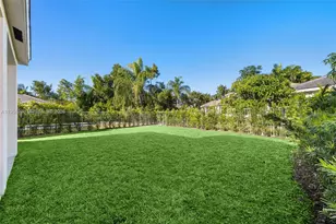 1077 Golden Cane Dr, Weston, FL 33327 - Photo 17