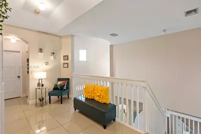 8968 NW 180th Ter, Hialeah, FL 33018 - Photo 39