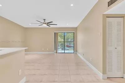 9487 W McNab Rd #205, Tamarac, FL 33321 - Photo 5