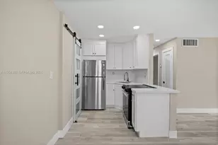 8701 SW 141st St, Palmetto Bay, FL 33176 - Photo 1