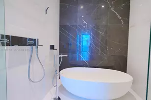 300 Biscayne Blvd Way, Miami, FL 33131 - Photo 7