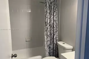 15421 SW 133rd Pl, Miami, FL 33177 - Photo 9