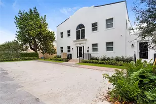 628 Santander Ave, Coral Gables, FL 33134 - Photo 21